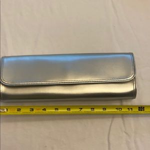 Silver clutch